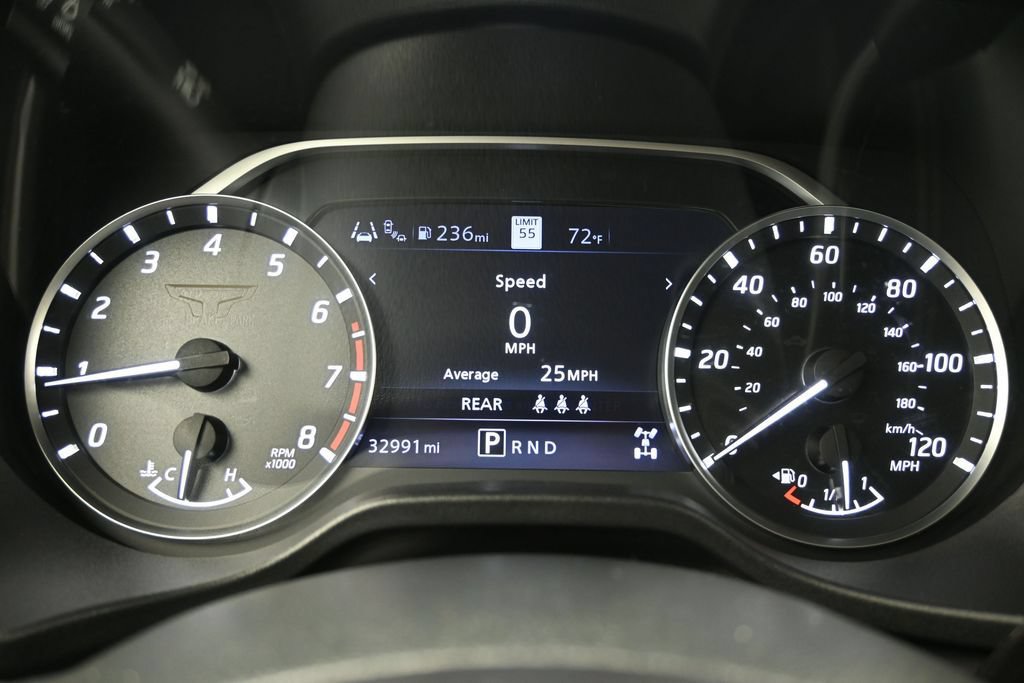 Used 2022 Nissan Titan SV w/ SV Convenience Package AWD/4WD image 14