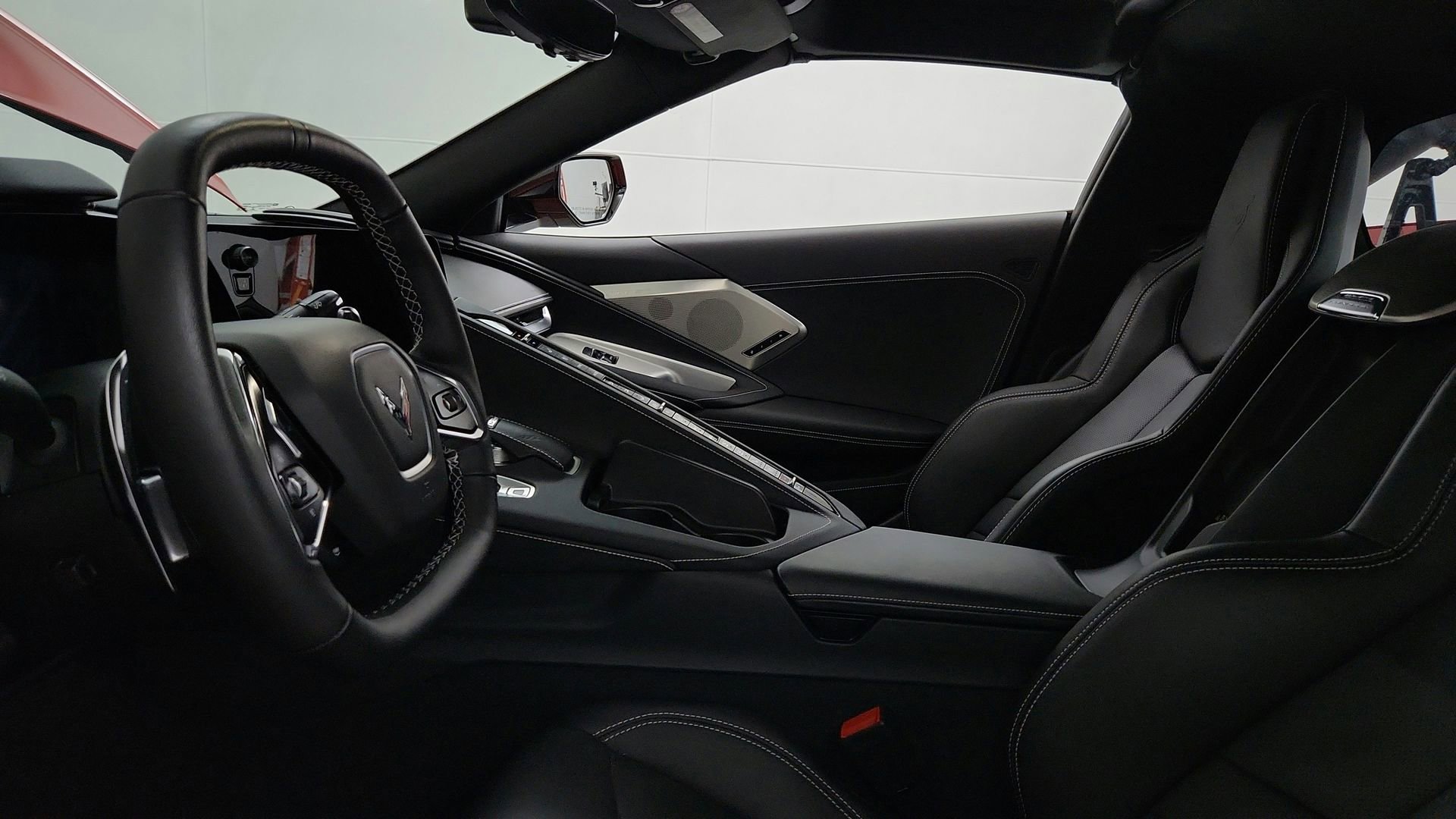 Used 2021 Chevrolet Corvette Stingray Preferred Cpe w/ Z51 Performance Package RWD image 17