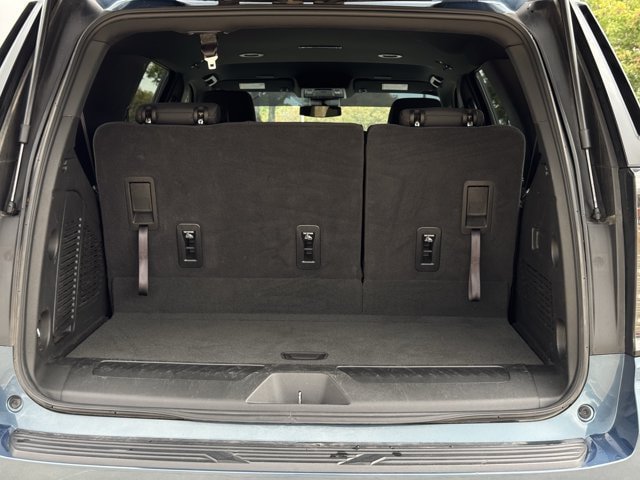 Used 2025 Chevrolet Tahoe LS AWD/4WD image 31
