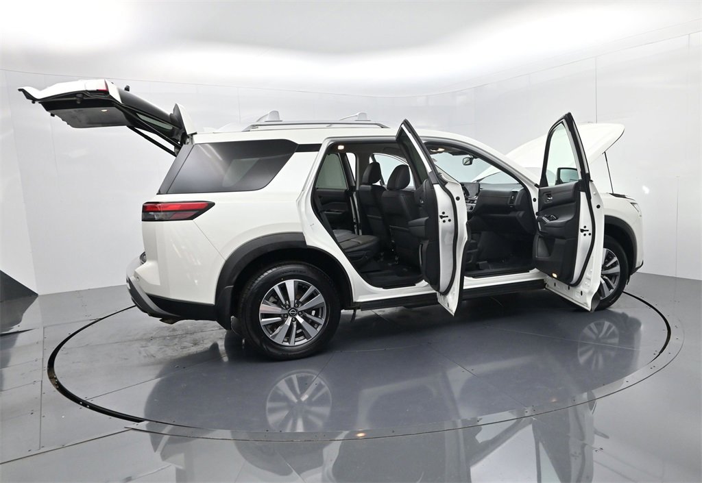 Used 2022 Nissan Pathfinder SL image 50