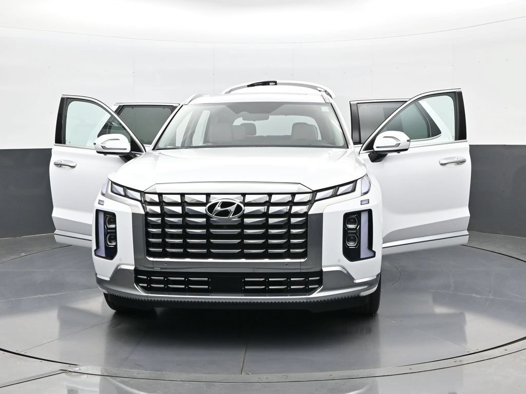 Certified 2025 Hyundai Palisade Calligraphy AWD/4WD image 32