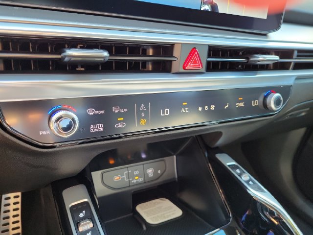 New 2026 Kia Sorento SX FWD image 37