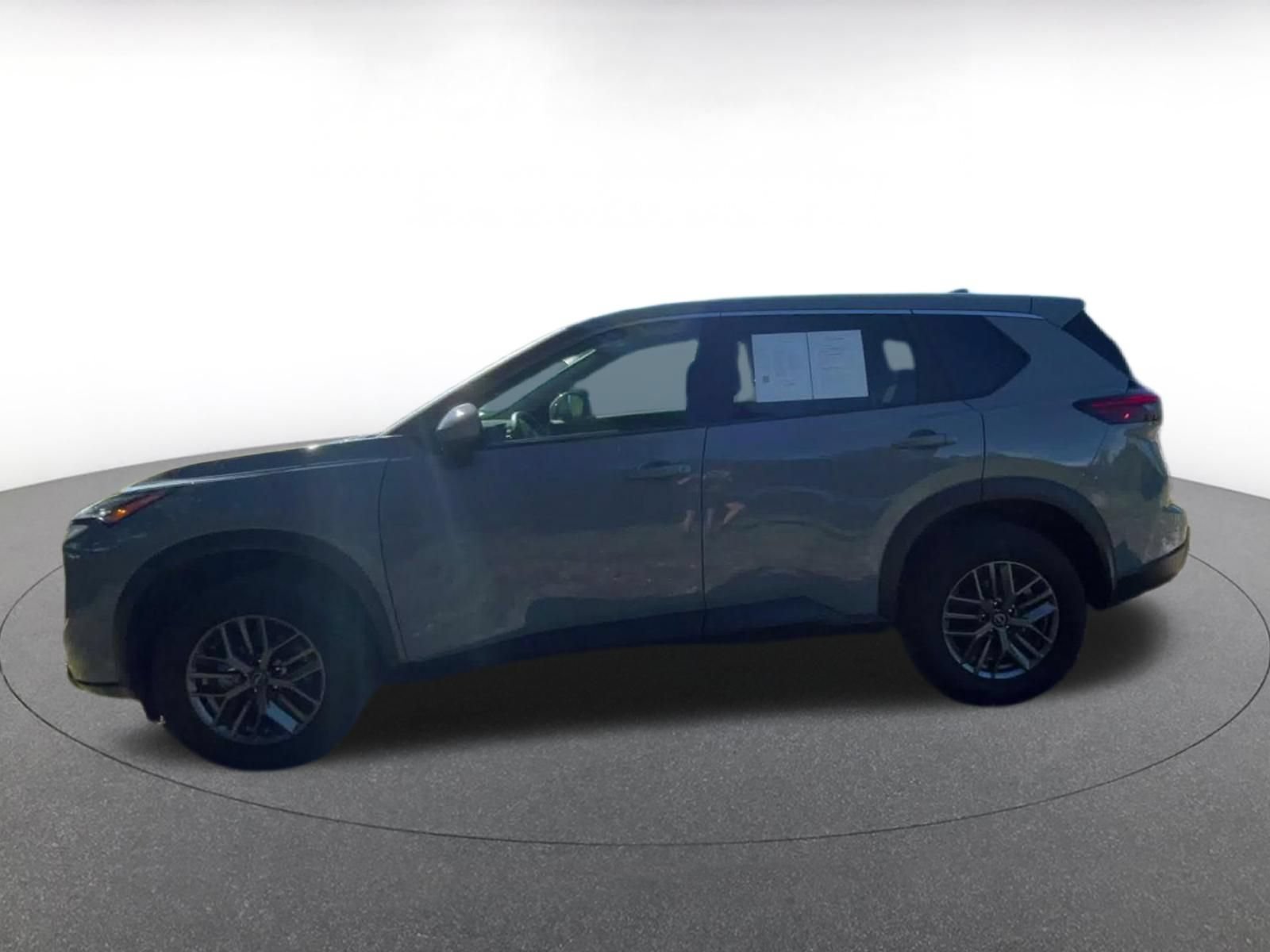 Used 2026 Nissan Rogue SV FWD image 8
