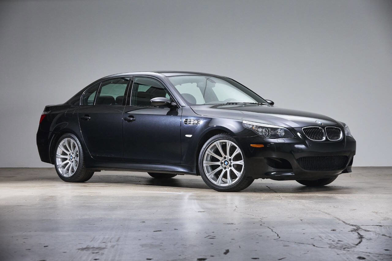 Used 2008 BMW M5 image 1
