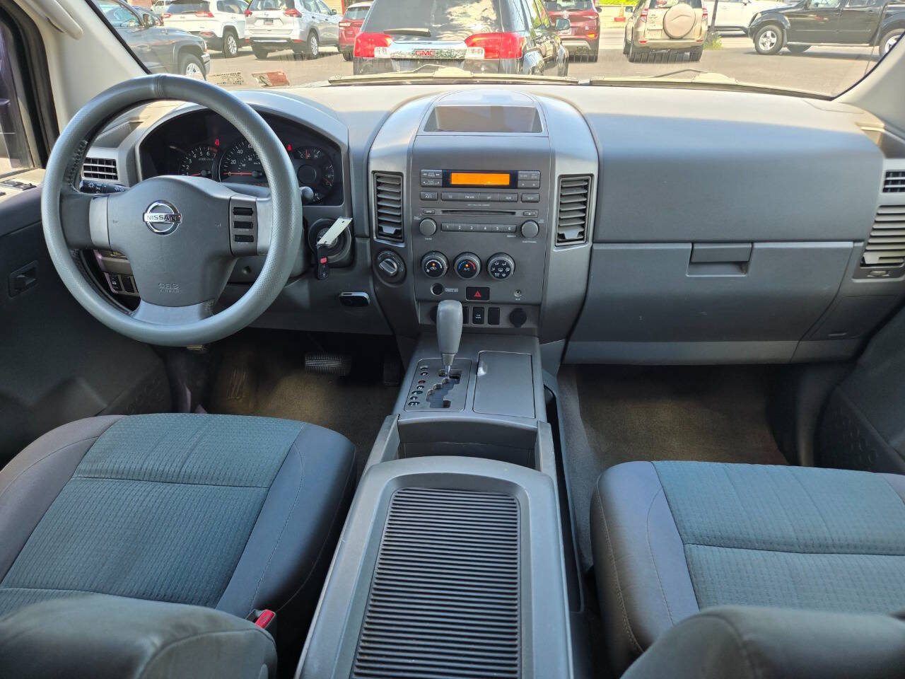 Used 2006 Nissan Titan SE AWD/4WD image 17