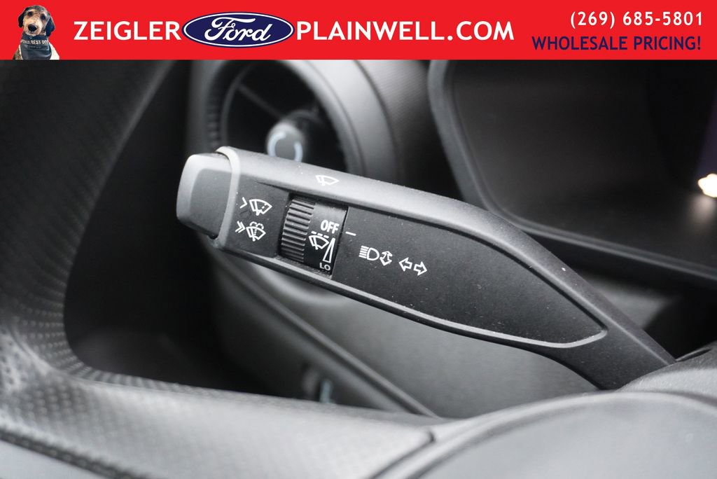 Used 2024 Chevrolet Colorado W/T image 25