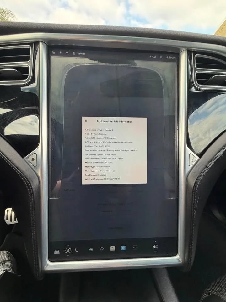 Used 2016 Tesla Model X Performance AWD/4WD image 14