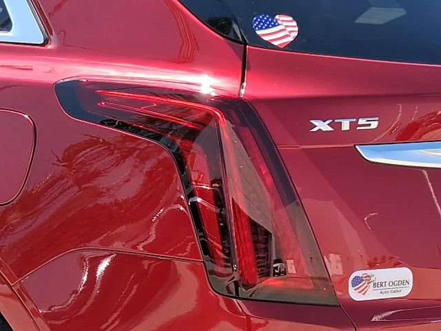 New 2026 Cadillac XT5 Premium Luxury image 9