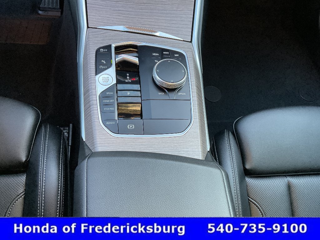 Used 2026 BMW 330i xDrive Sedan AWD/4WD image 33
