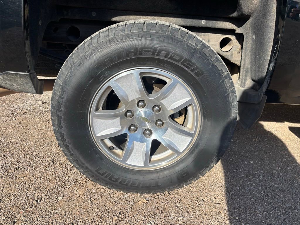 Used 2018 Chevrolet Silverado 1500 LT w/ LT Eassist Package image 9