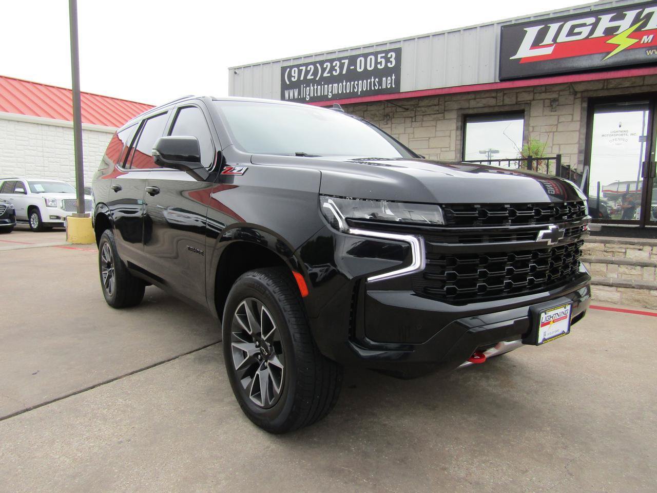 Used 2021 Chevrolet Tahoe Z71 w/ Z71 Off-Road Package AWD/4WD image 6