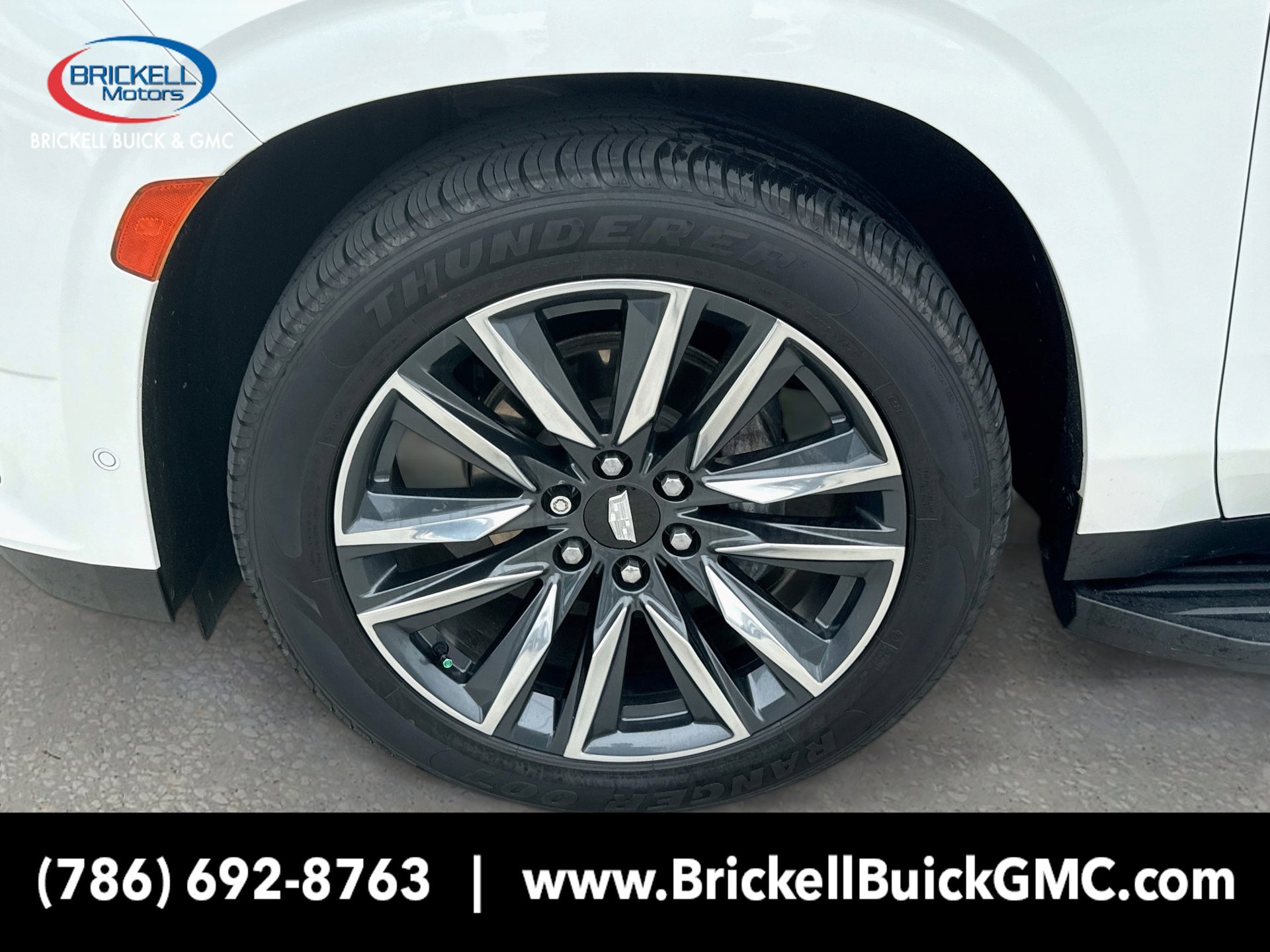 Used 2021 Cadillac Escalade Sport w/ Driver Assist Tech Package AWD/4WD image 44