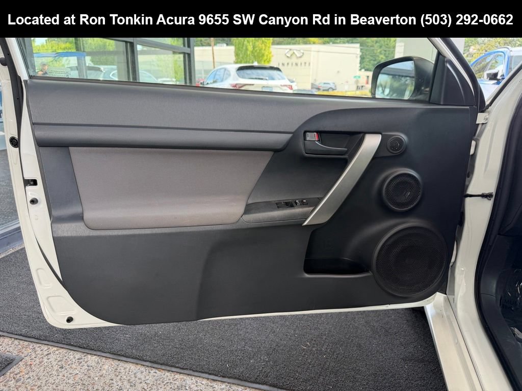 Used 2015 Scion tC FWD image 11