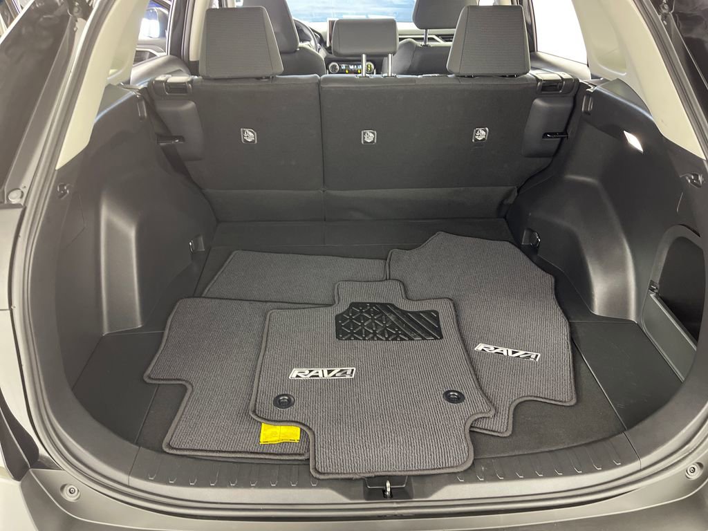 Certified 2025 Toyota RAV4 LE AWD/4WD image 20