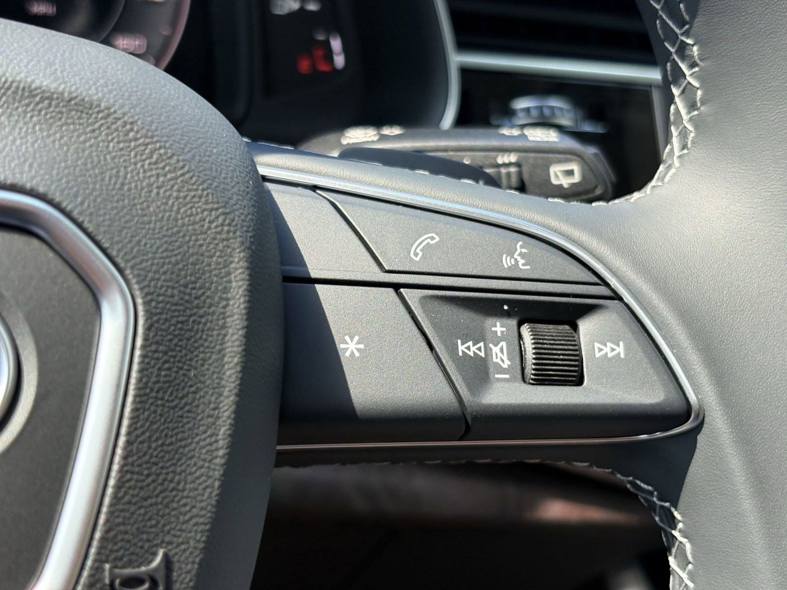 New 2025 Audi Q7 3.0T Premium Plus image 24