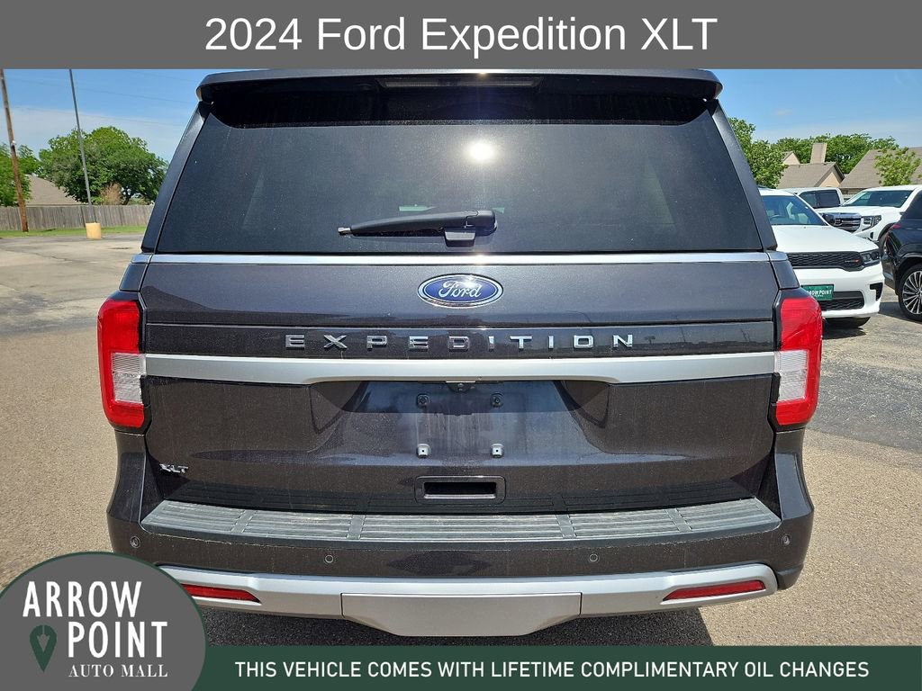 Used 2024 Ford Expedition XLT RWD image 10