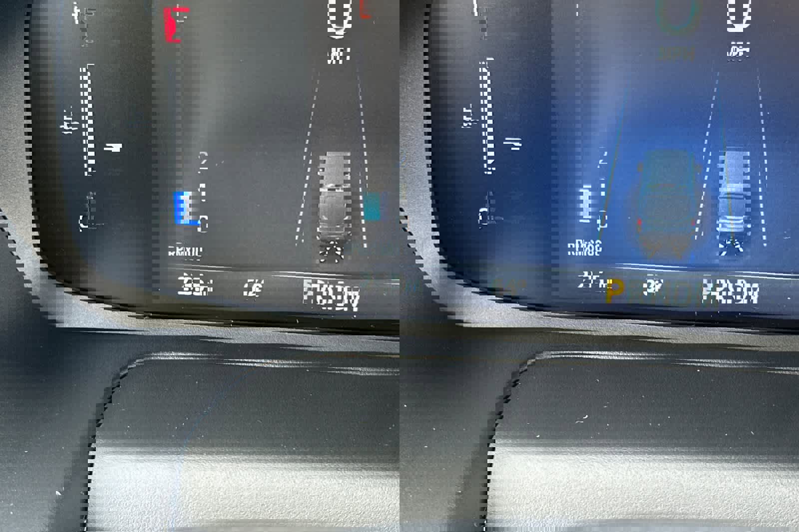 New 2026 Ford Transit 250 148 Medium Roof w/ Load Area Protection Package image 25