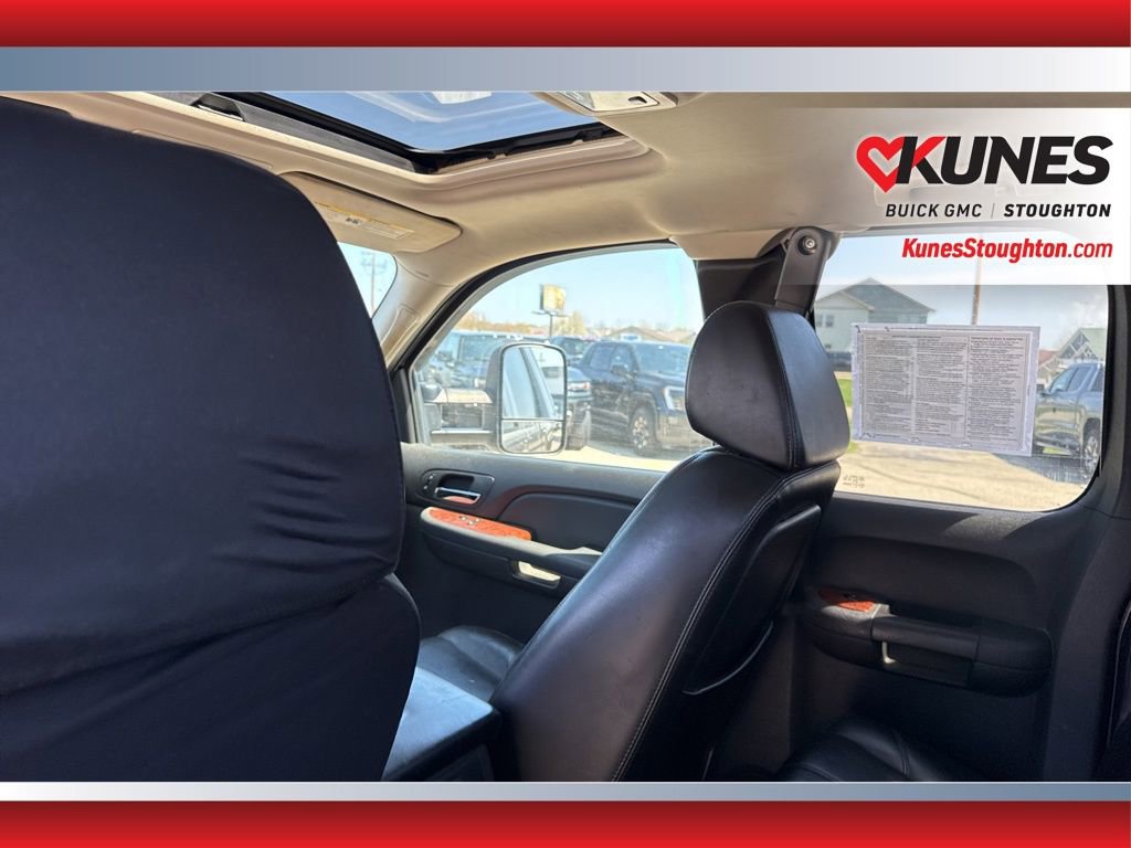 Used 2007 Chevrolet Silverado 1500 LTZ w/ Max Trailering Pack AWD/4WD image 24