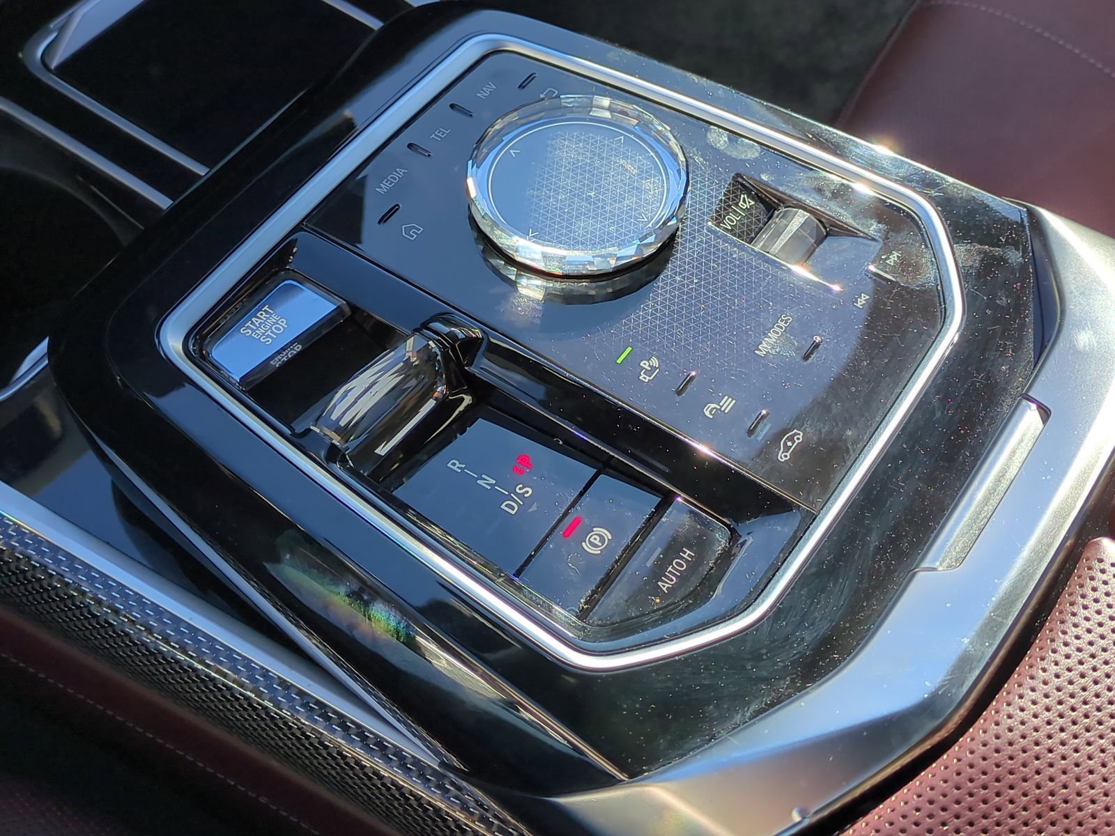 Certified 2023 BMW 740i image 26