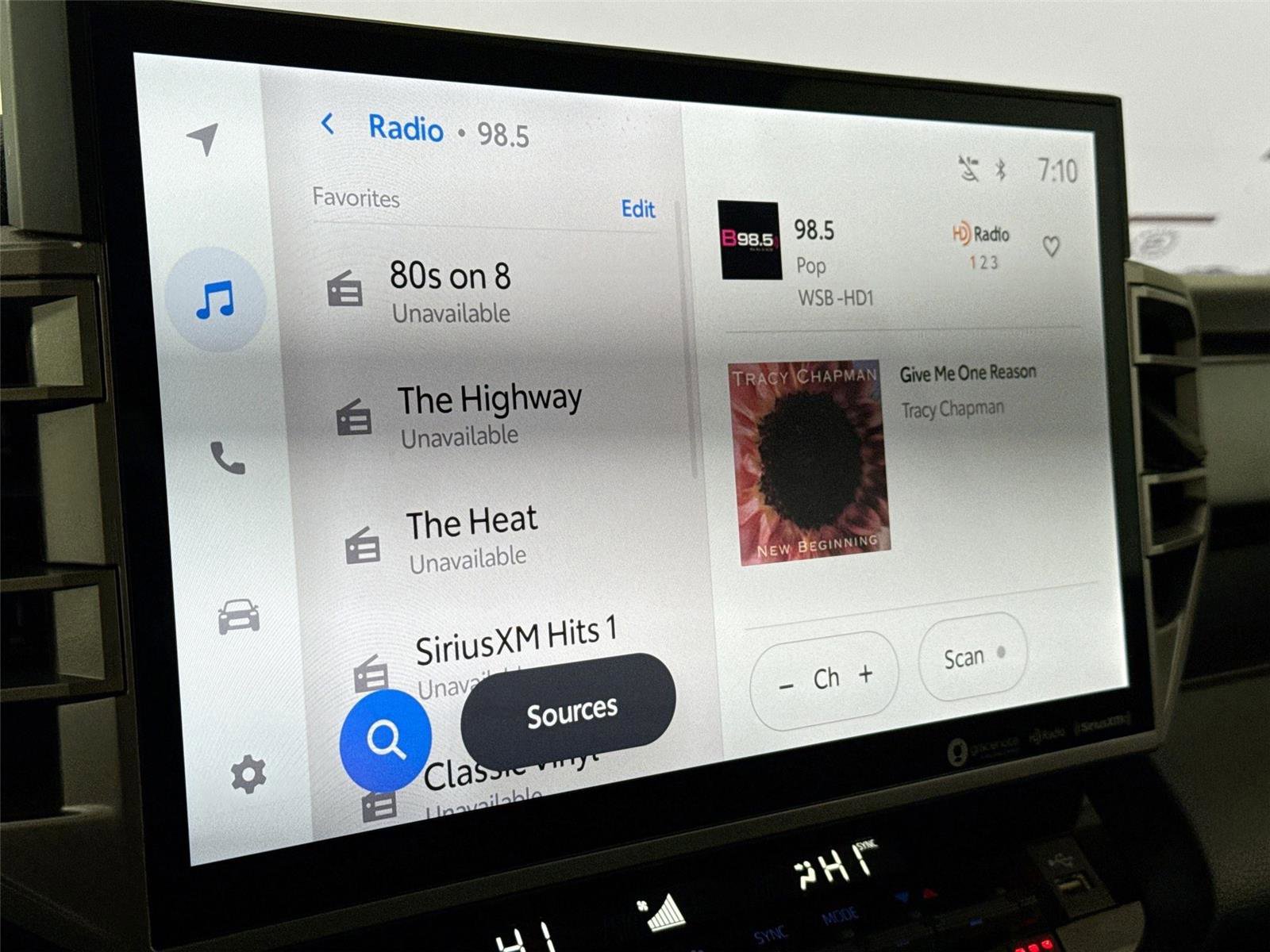 Used 2024 Toyota Tundra SR5 w/ SR5 Premium Package image 23