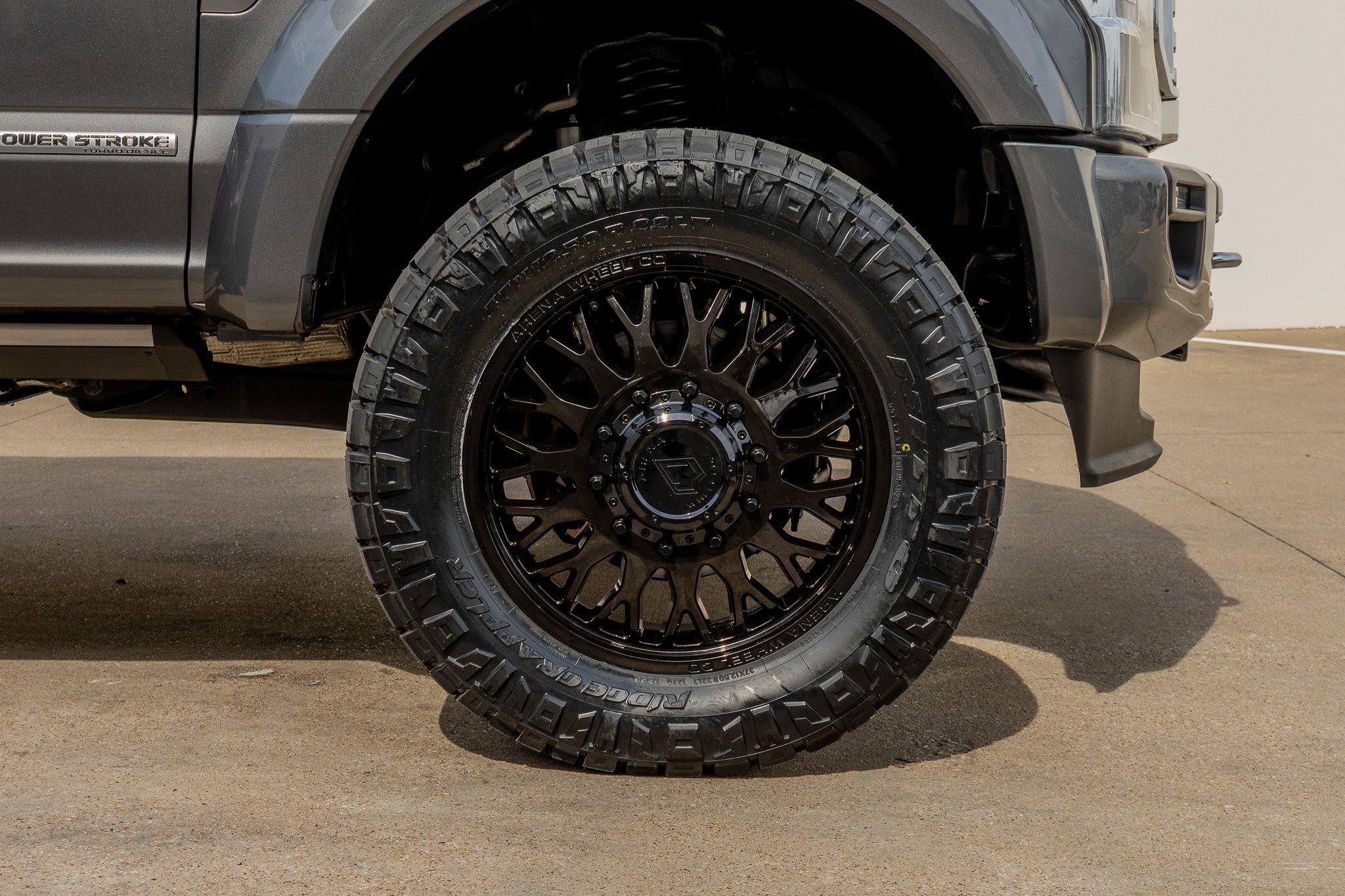 Used 2022 Ford F450 Limited w/ FX4 Off-Road Package image 12