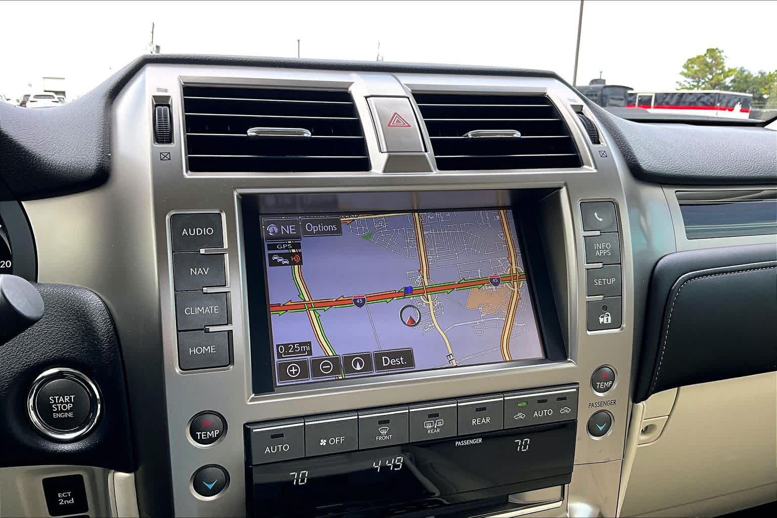 Used 2020 Lexus GX 460 Luxury w/ Accessory Package AWD/4WD image 34