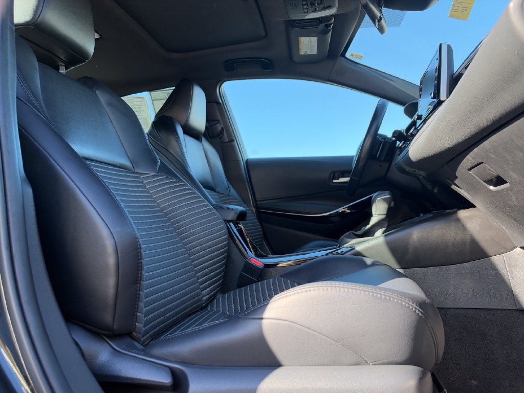 Used 2020 Toyota Corolla XSE FWD image 9