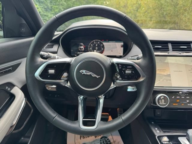 Certified 2024 Jaguar E-PACE R-Dynamic SE AWD/4WD image 22
