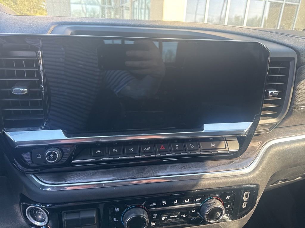 Used 2024 Chevrolet Silverado 1500 LTZ image 14