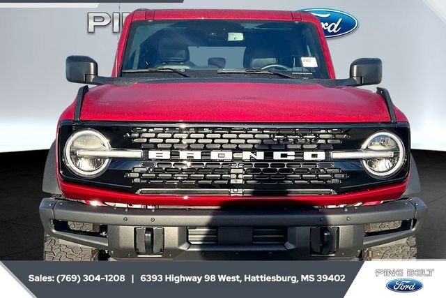 Used 2025 Ford Bronco Badlands image 3