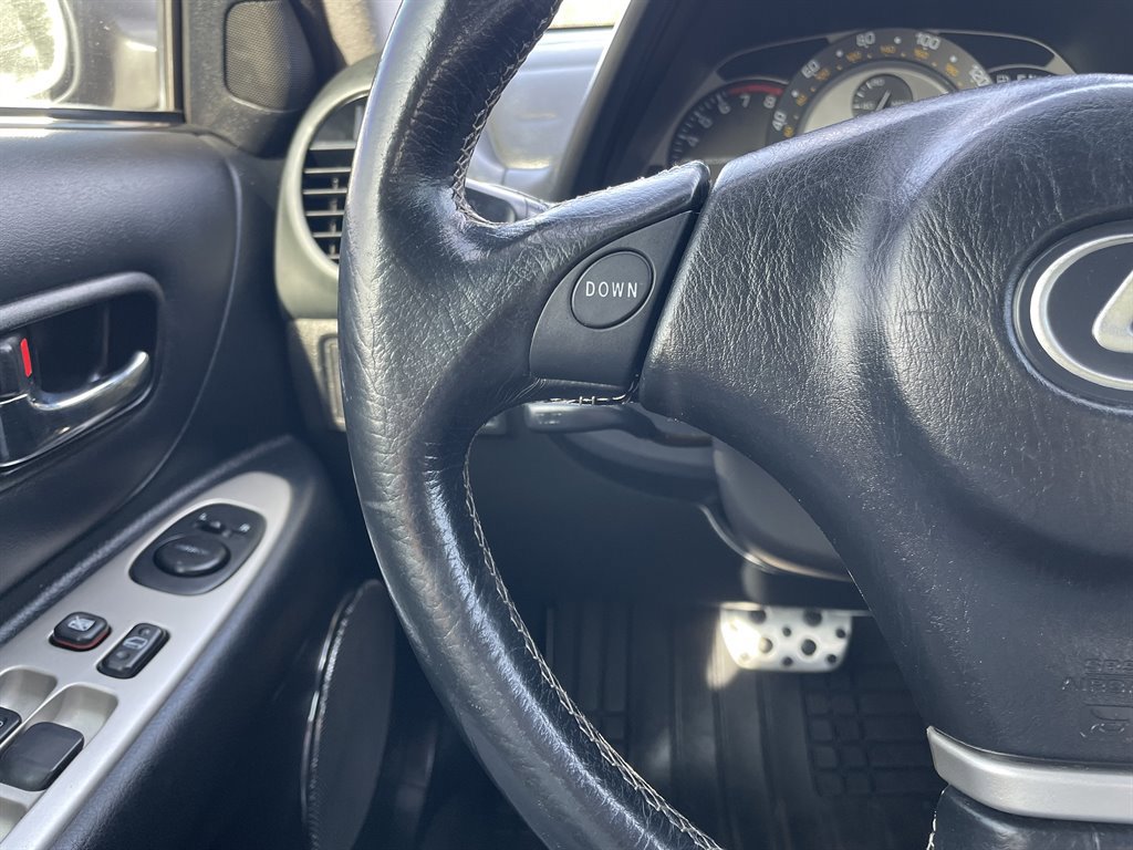 Used 2004 Lexus IS 300 RWD image 26