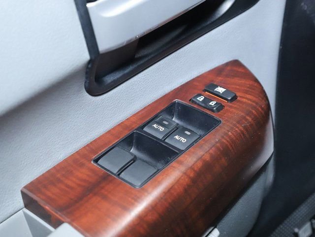 Used 2012 Toyota Sequoia Platinum image 19