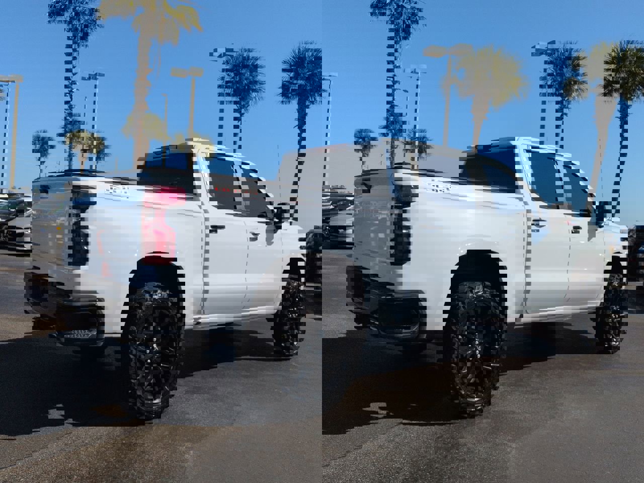 Used 2021 Chevrolet Silverado 1500 LT Trail Boss image 4