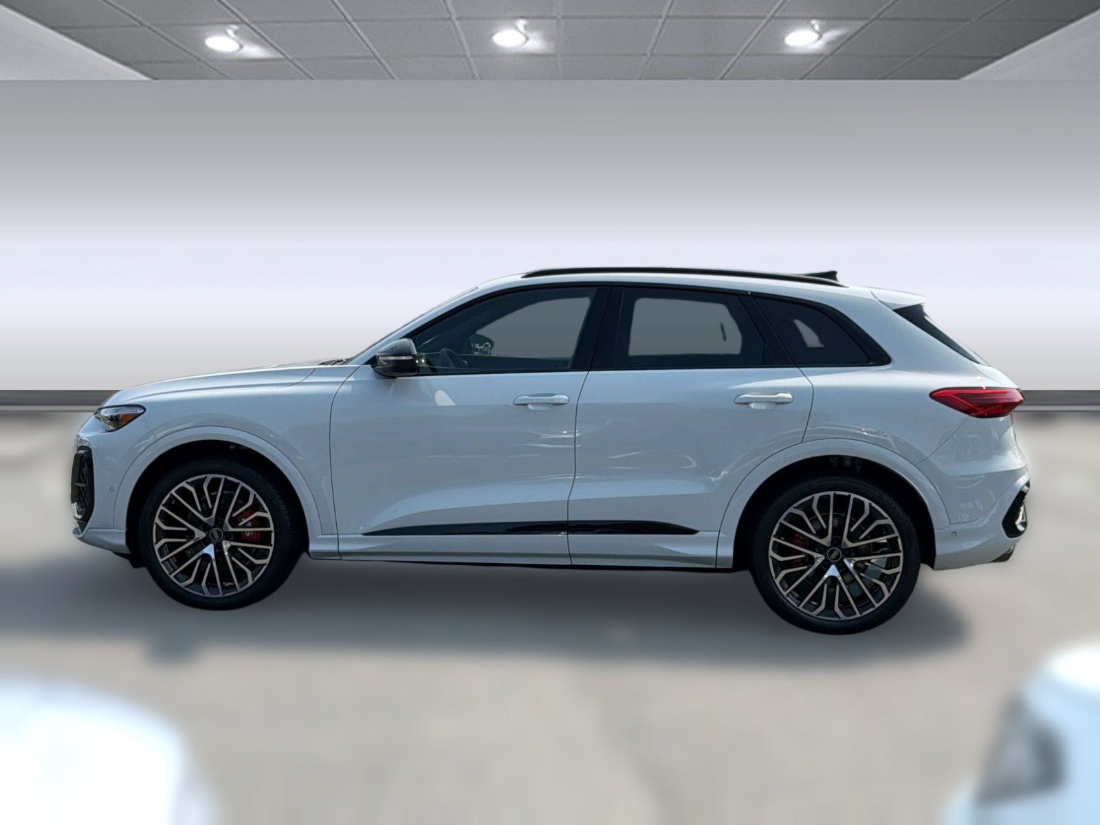 New 2026 Audi SQ5 Premium Plus AWD/4WD image 2
