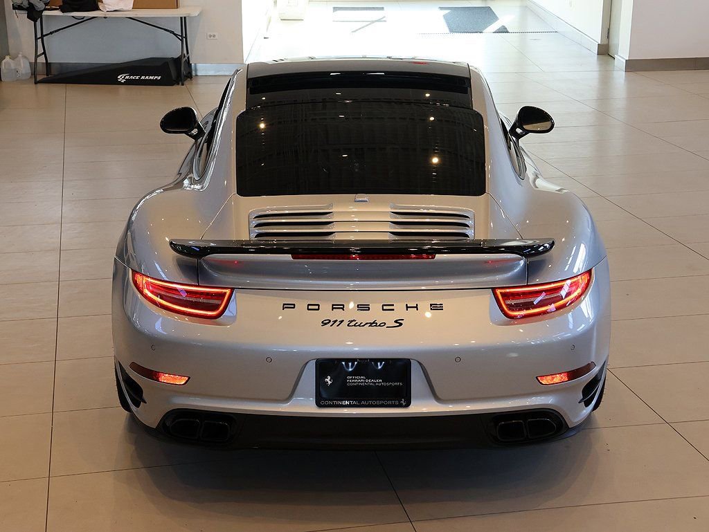 Used 2014 Porsche 911 Turbo S image 33