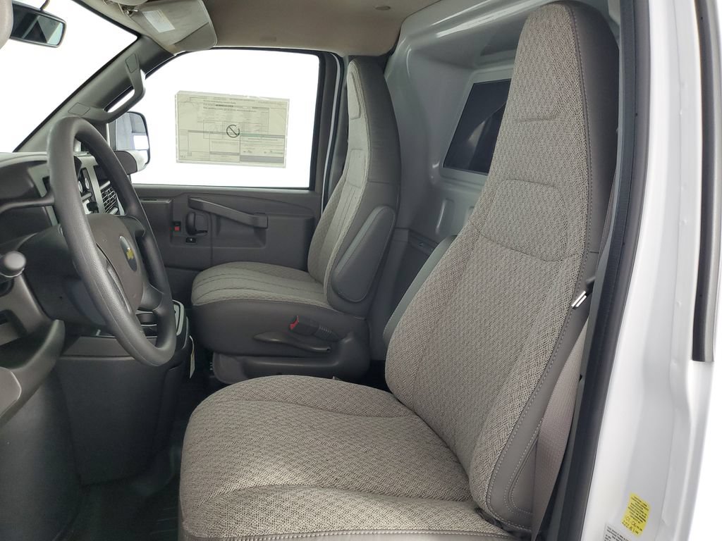 New 2026 Chevrolet Express 2500 w/ Driver Convenience Package RWD image 17