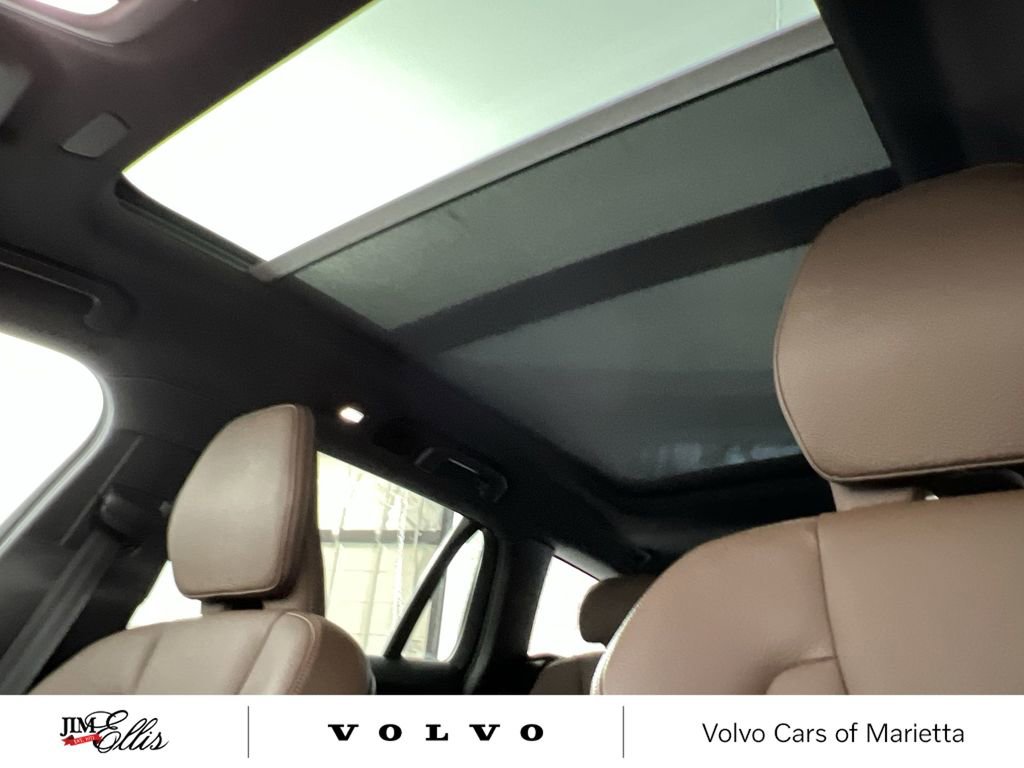 Used 2025 Volvo V60 B5 Cross Country Plus image 15