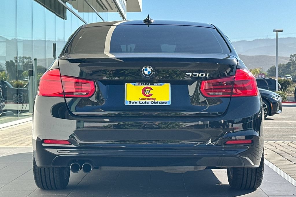 Used 2018 BMW 330i Sedan w/ Premium Package RWD image 4