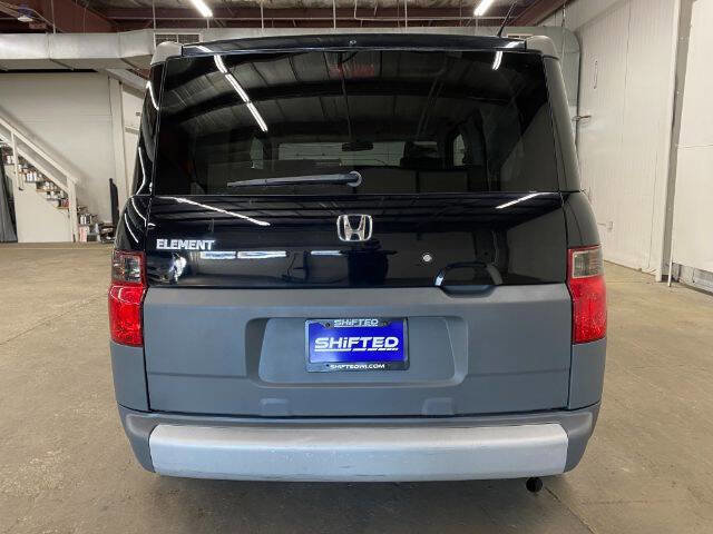 Used 2004 Honda Element DX image 4