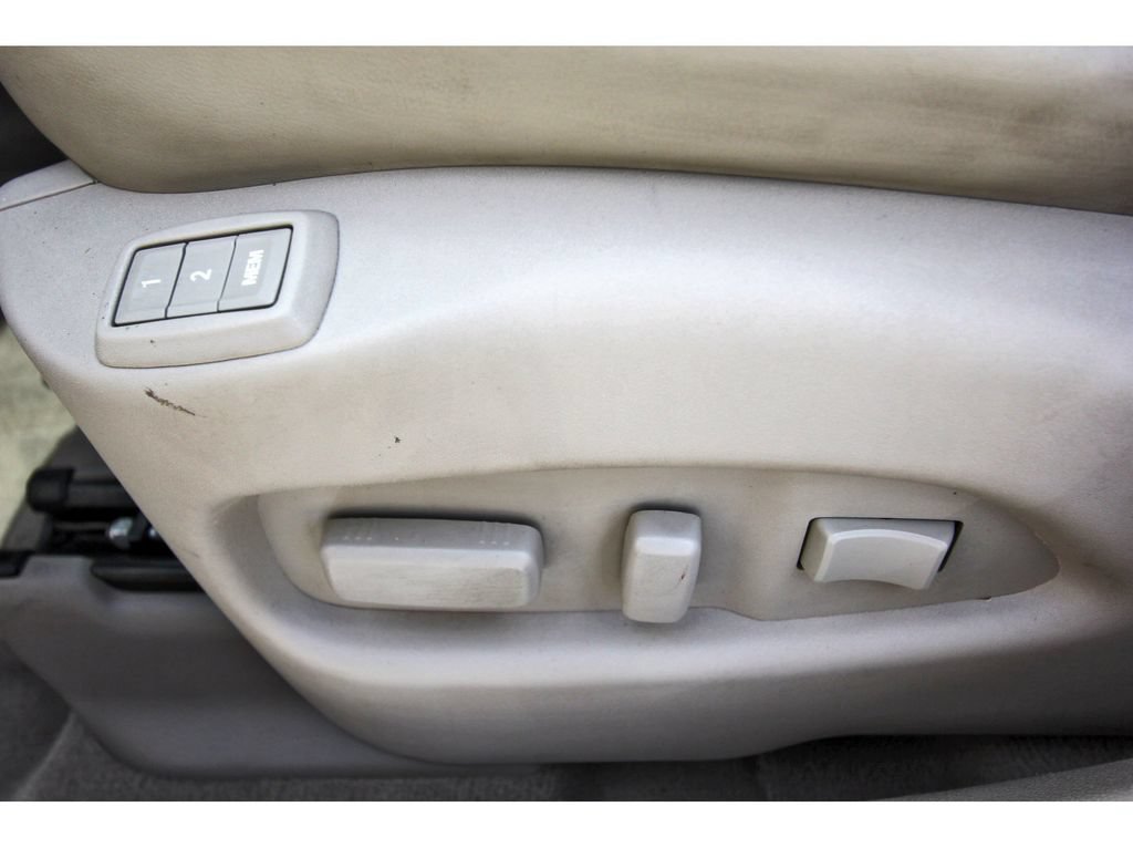 Used 2012 Cadillac SRX Luxury FWD image 26