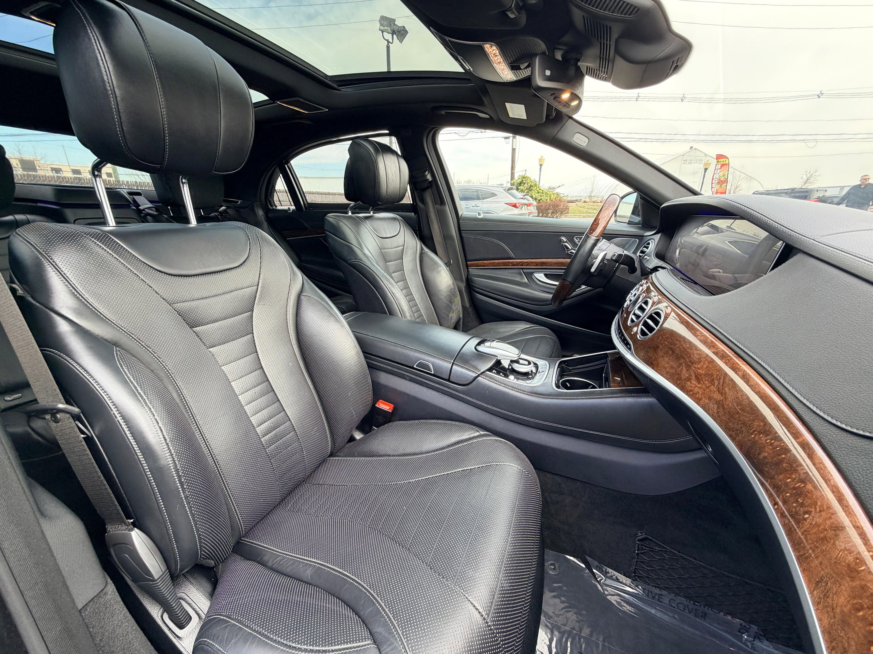 Used 2018 Mercedes-Benz S 560 4MATIC Sedan image 32