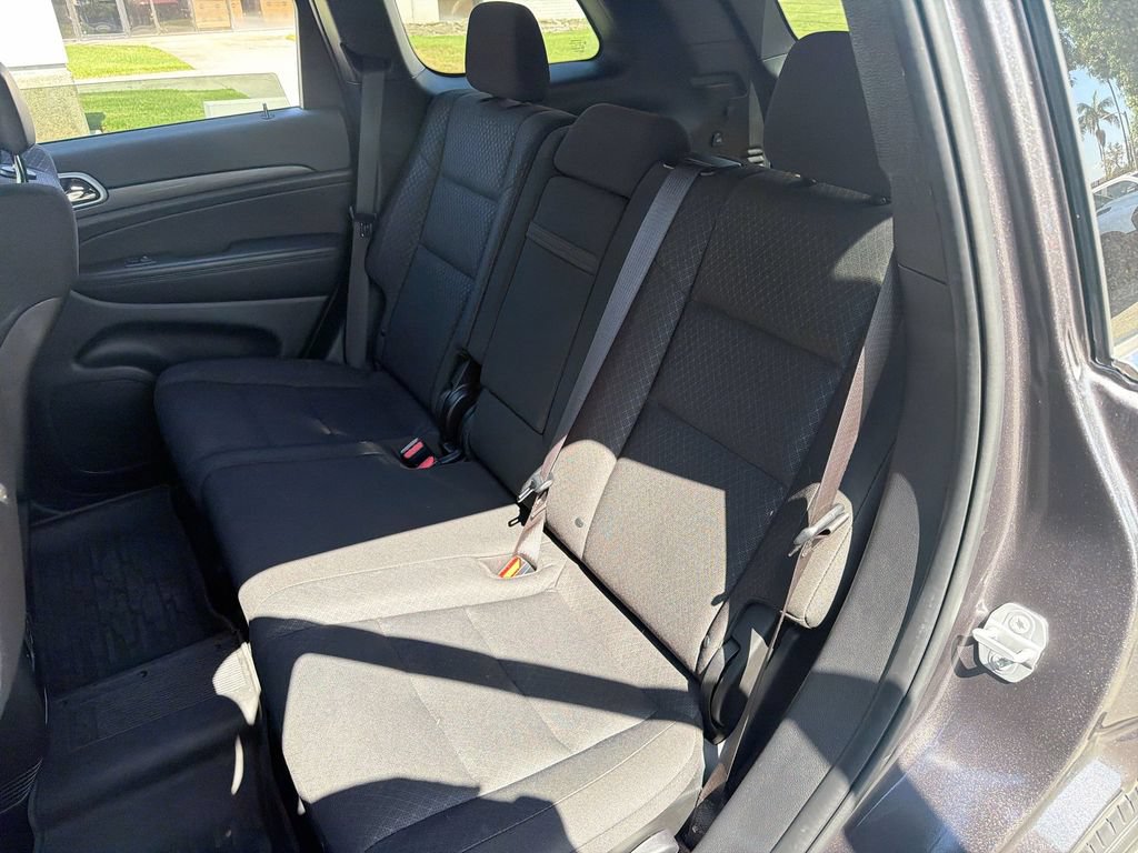 Used 2021 Jeep Grand Cherokee Laredo RWD image 23