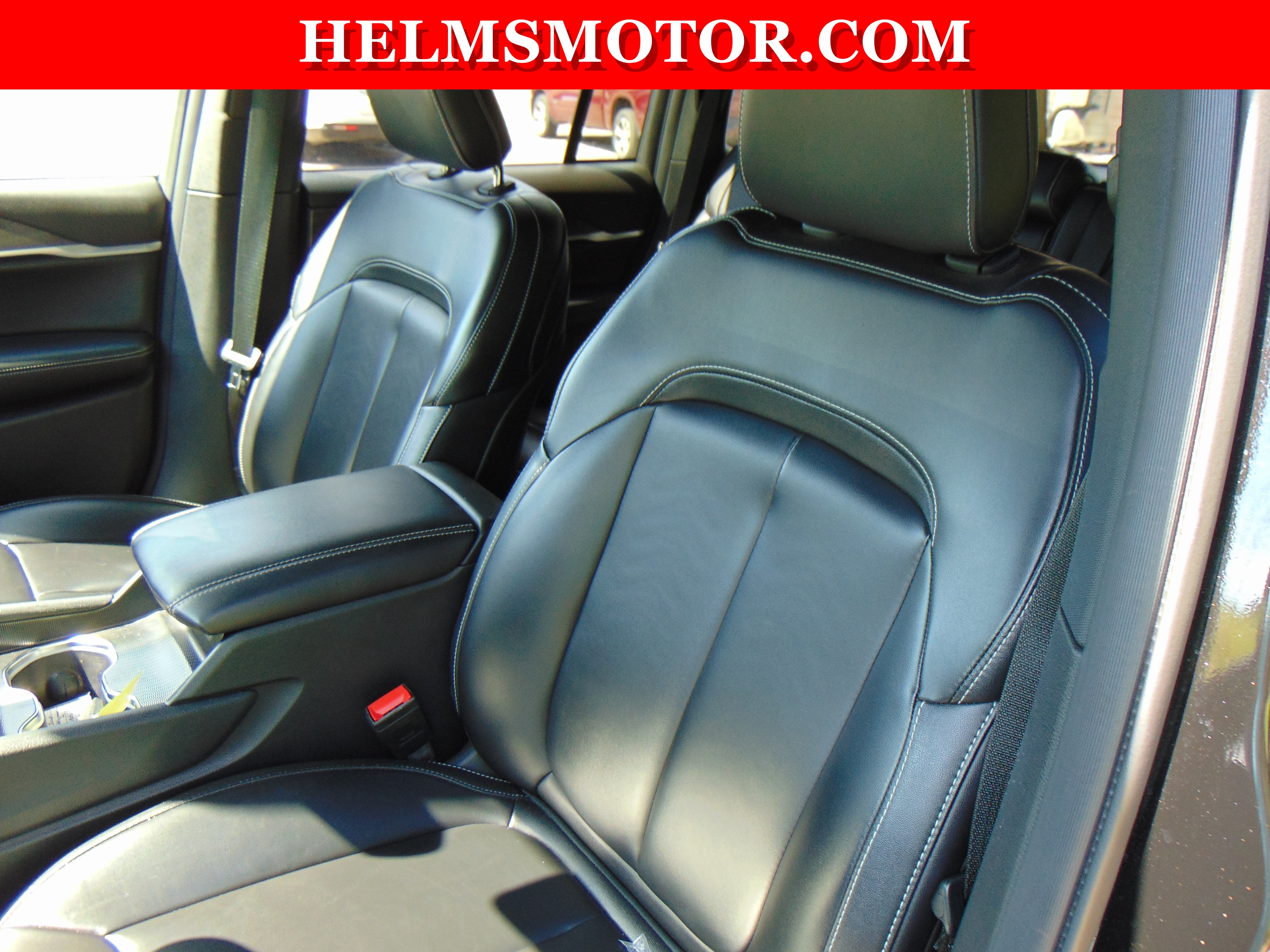 Certified 2024 Jeep Grand Cherokee Limited AWD/4WD image 36