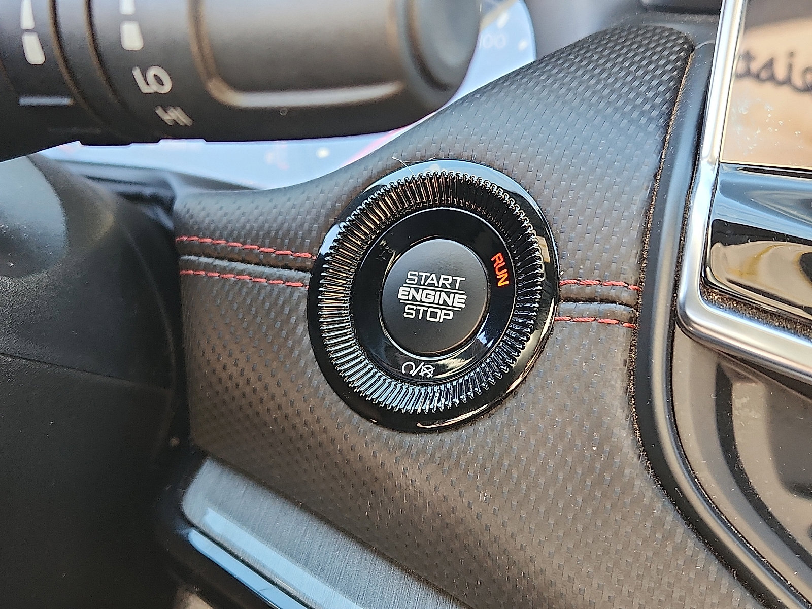 Used 2023 Jeep Compass Trailhawk AWD/4WD image 19