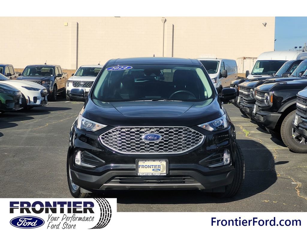 Used 2024 Ford Edge SEL w/ Convenience Package image 3