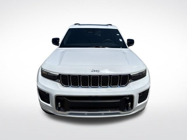 Used 2023 Jeep Grand Cherokee L Overland w/ MOPAR Finishing Package RWD image 2