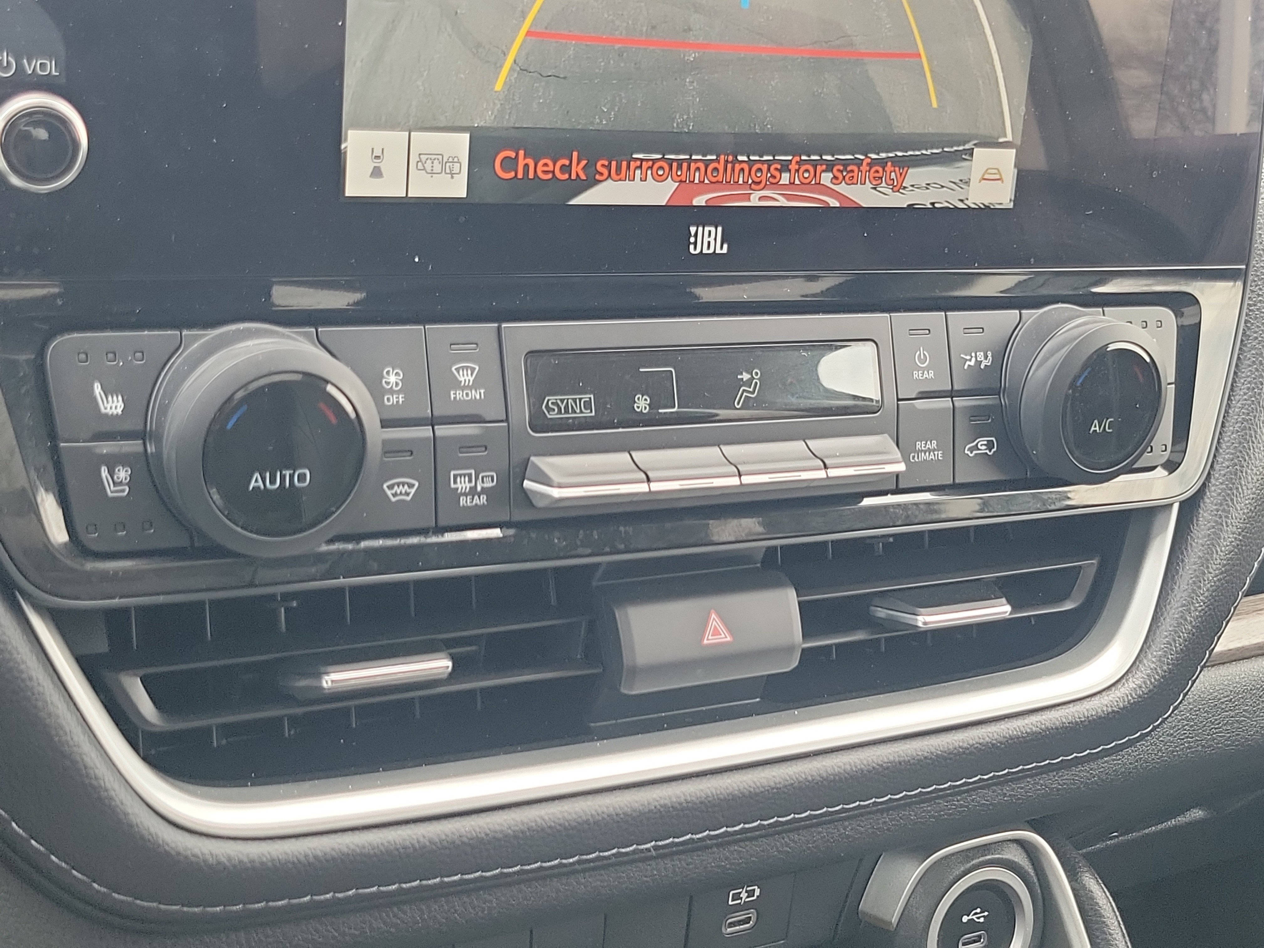 Certified 2024 Toyota Grand Highlander Limited image 31