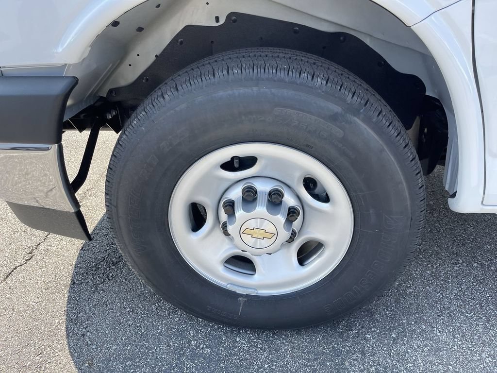 New 2025 Chevrolet Express 3500 w/ Power Convenience Package RWD image 6