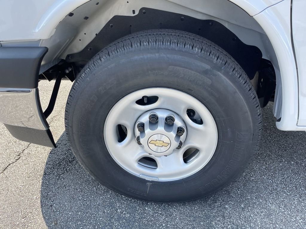 New 2025 Chevrolet Express 3500 w/ Power Convenience Package RWD image 6