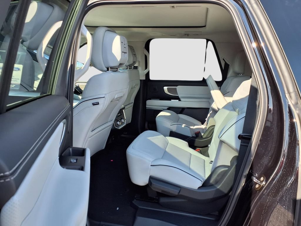 New 2026 Ford Expedition Max Platinum AWD/4WD image 35